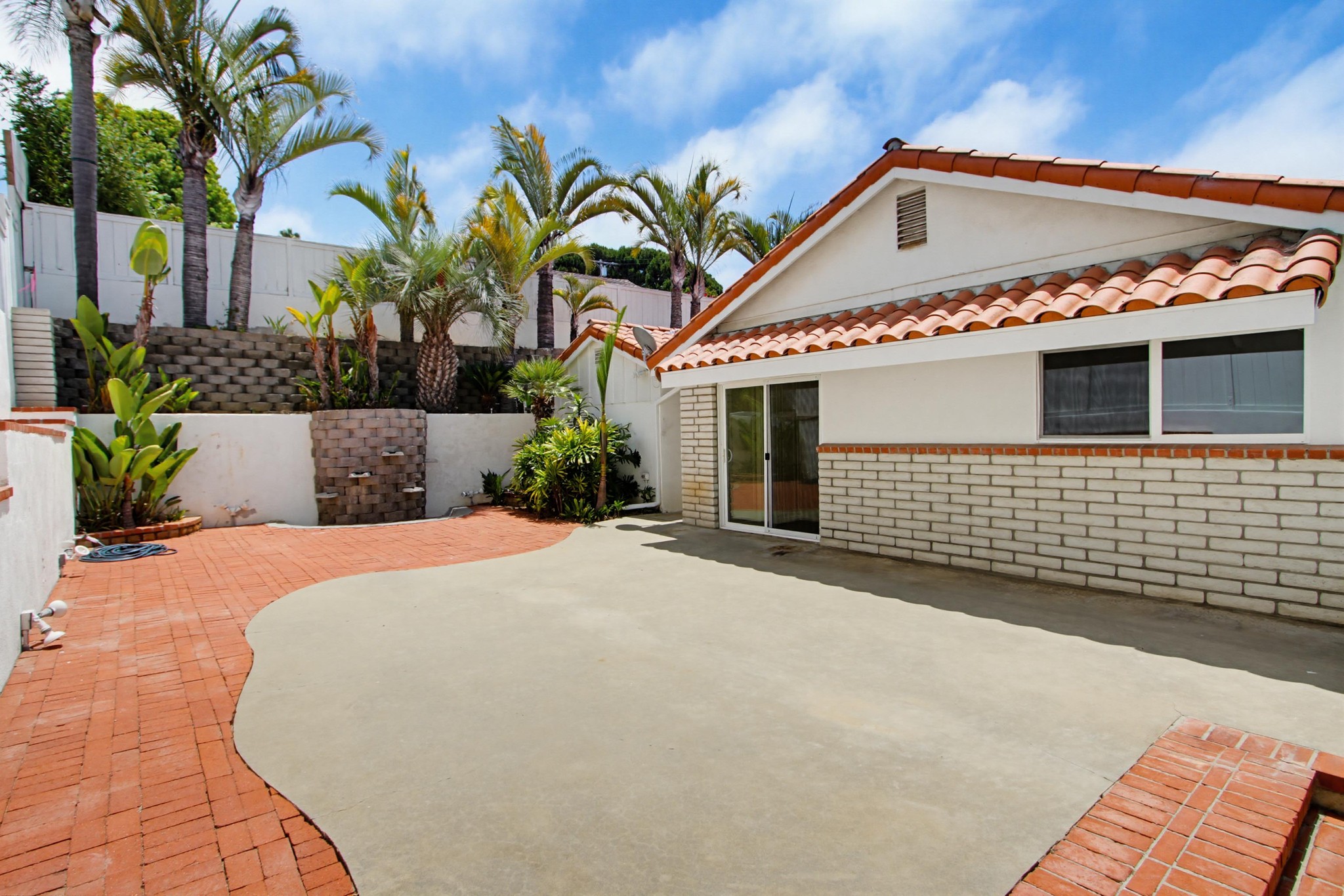 Virtual tour photo 60 of 121 for 308 Leeann Ln