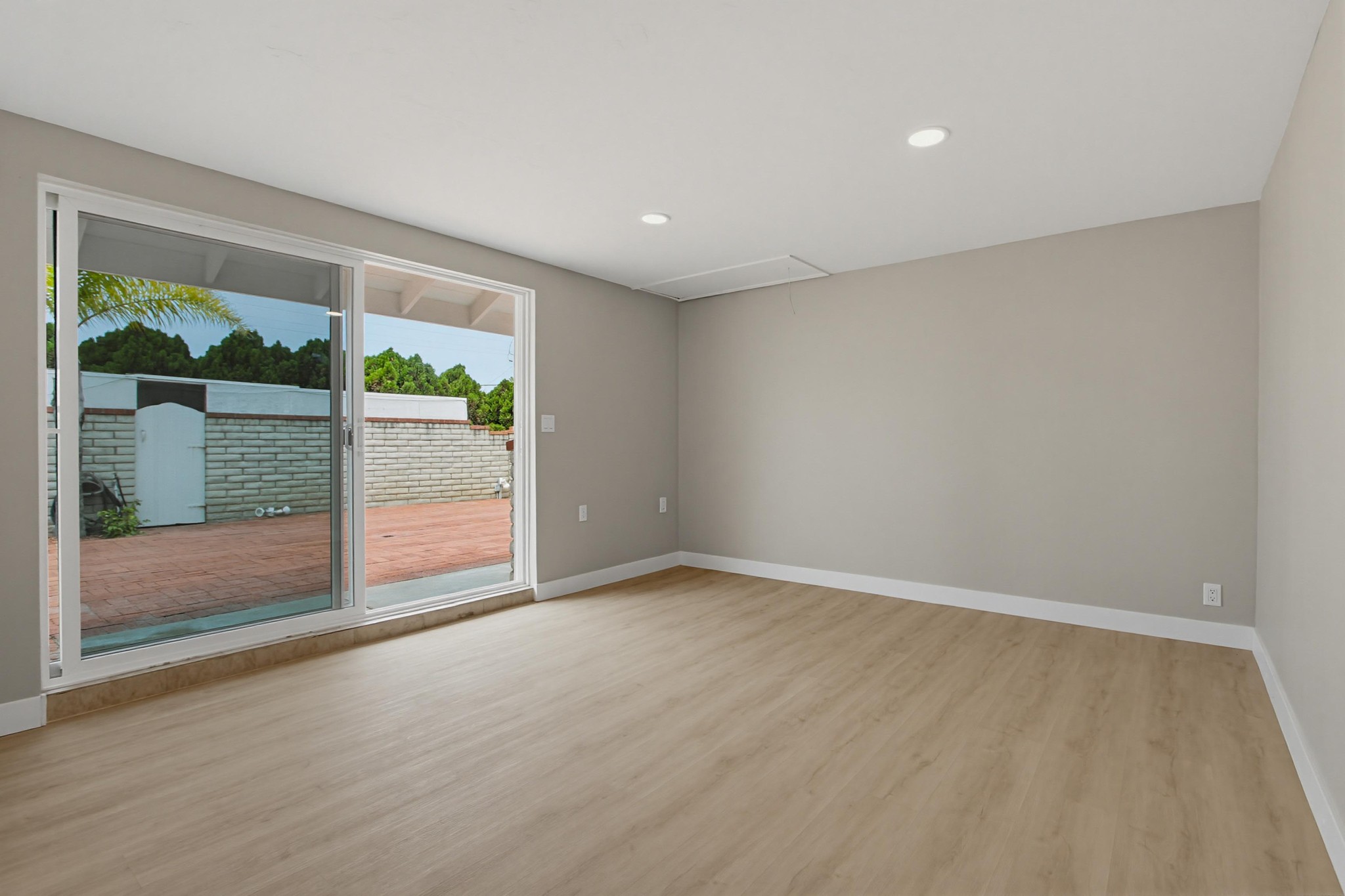 Virtual tour photo 66 of 121 for 308 Leeann Ln