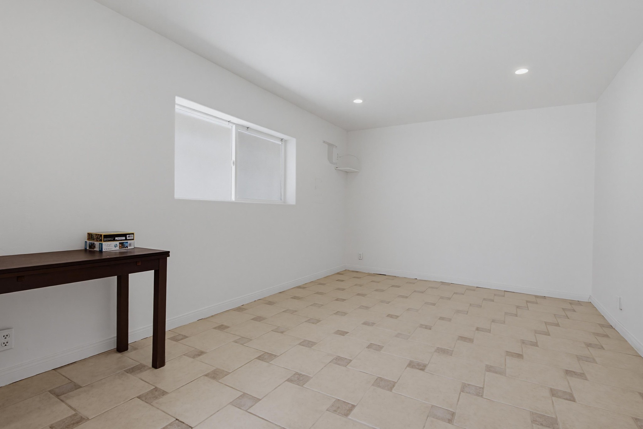 Virtual tour photo 83 of 121 for 308 Leeann Ln