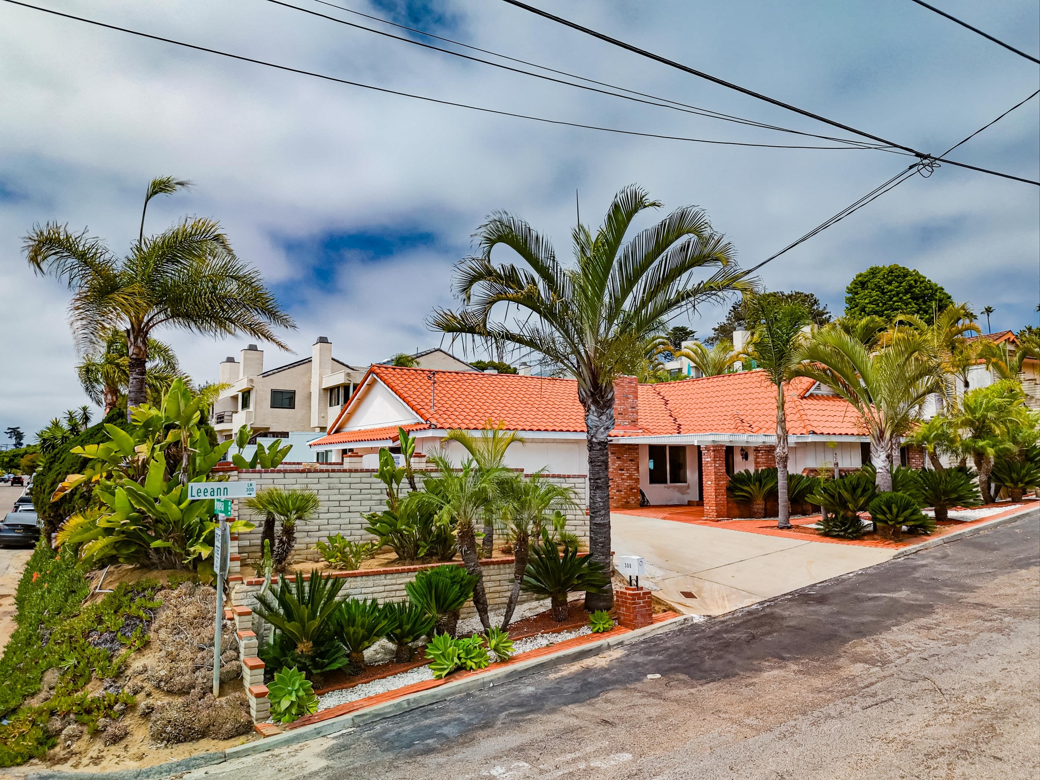 Virtual tour photo 96 of 121 for 308 Leeann Ln