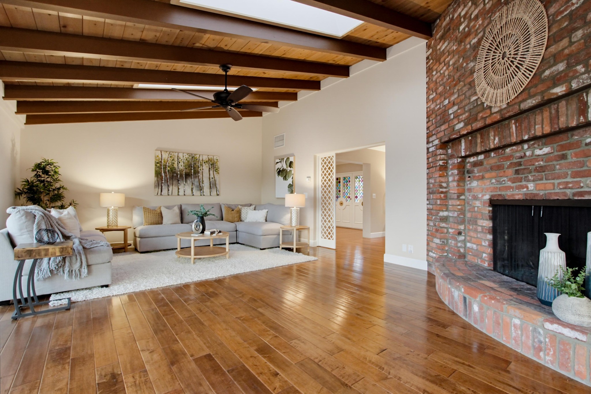 Virtual tour photo 13 of 100 for 3088 Skycrest Dr