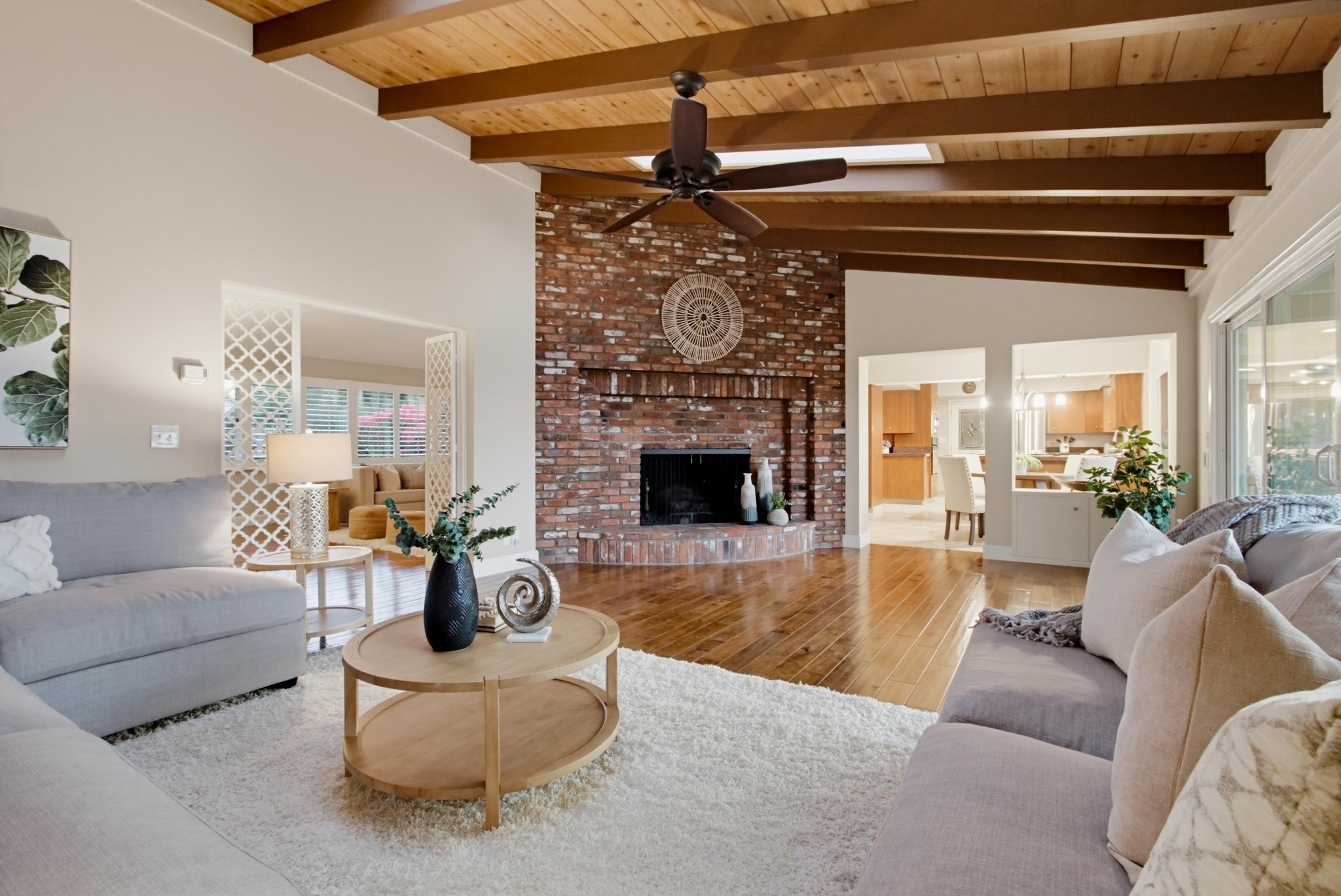 Virtual tour photo 16 of 100 for 3088 Skycrest Dr