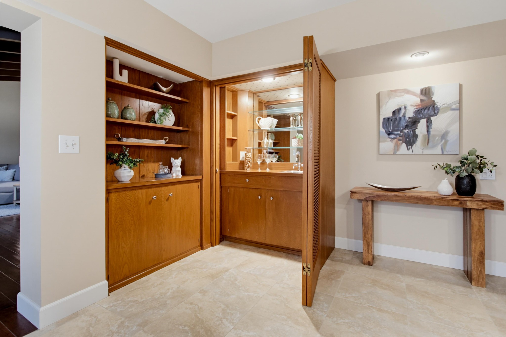 Virtual tour photo 19 of 100 for 3088 Skycrest Dr
