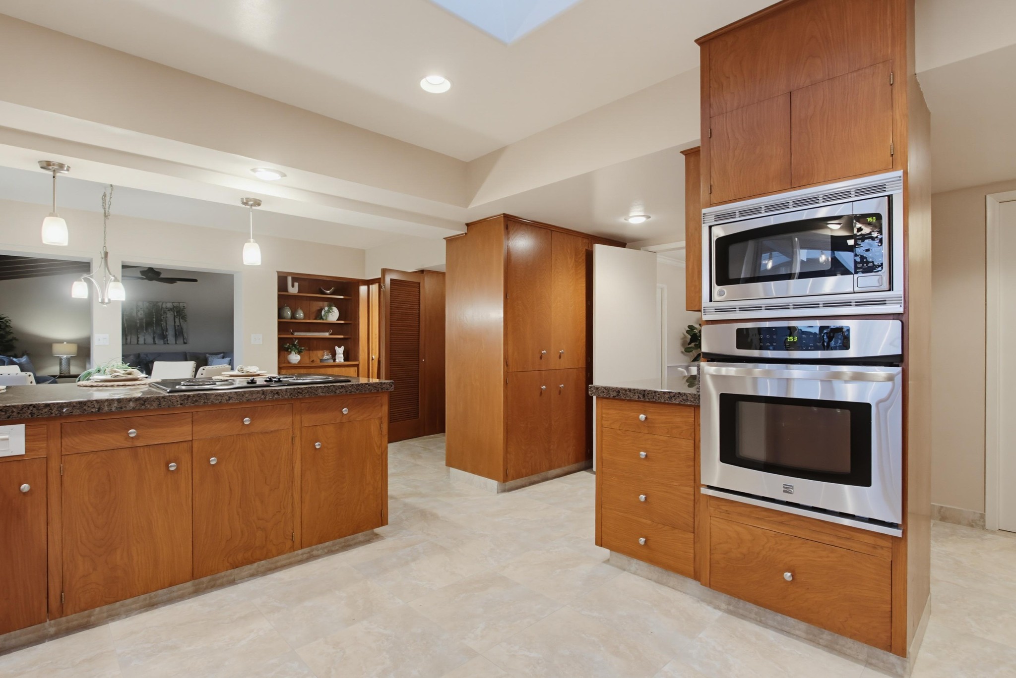 Virtual tour photo 25 of 100 for 3088 Skycrest Dr