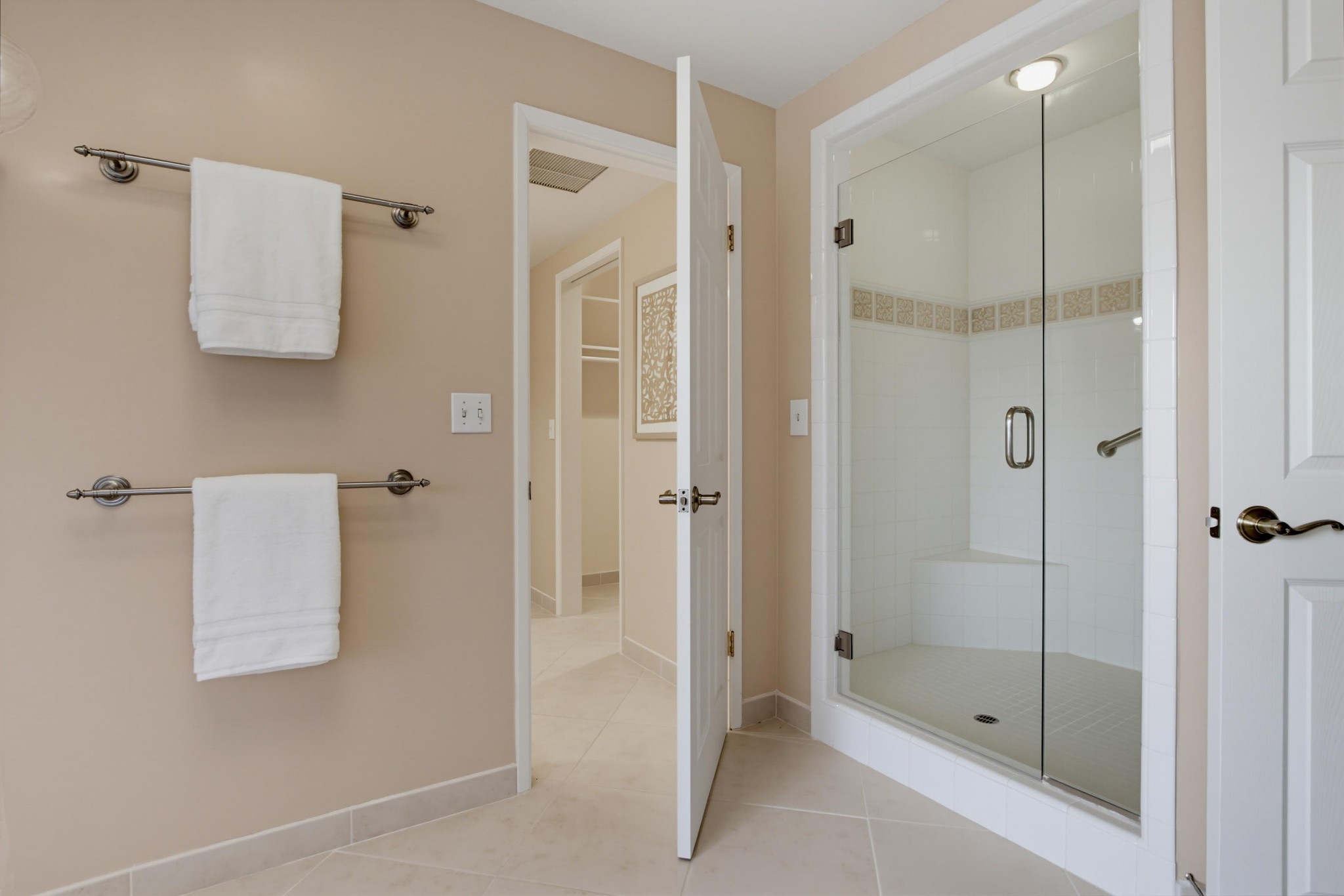 Virtual tour photo 44 of 100 for 3088 Skycrest Dr