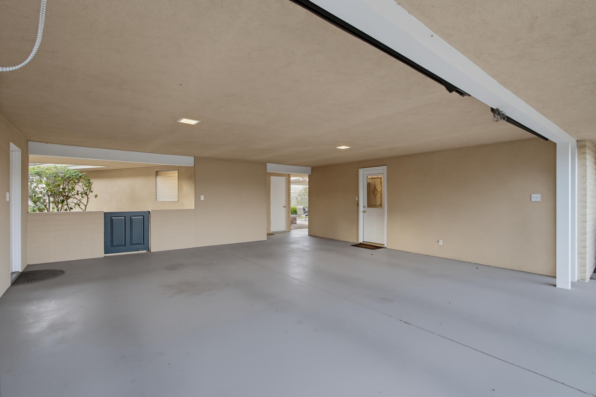 Virtual tour photo 54 of 100 for 3088 Skycrest Dr