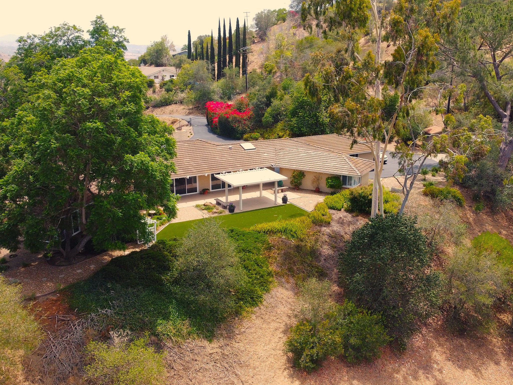 Virtual tour photo 66 of 100 for 3088 Skycrest Dr