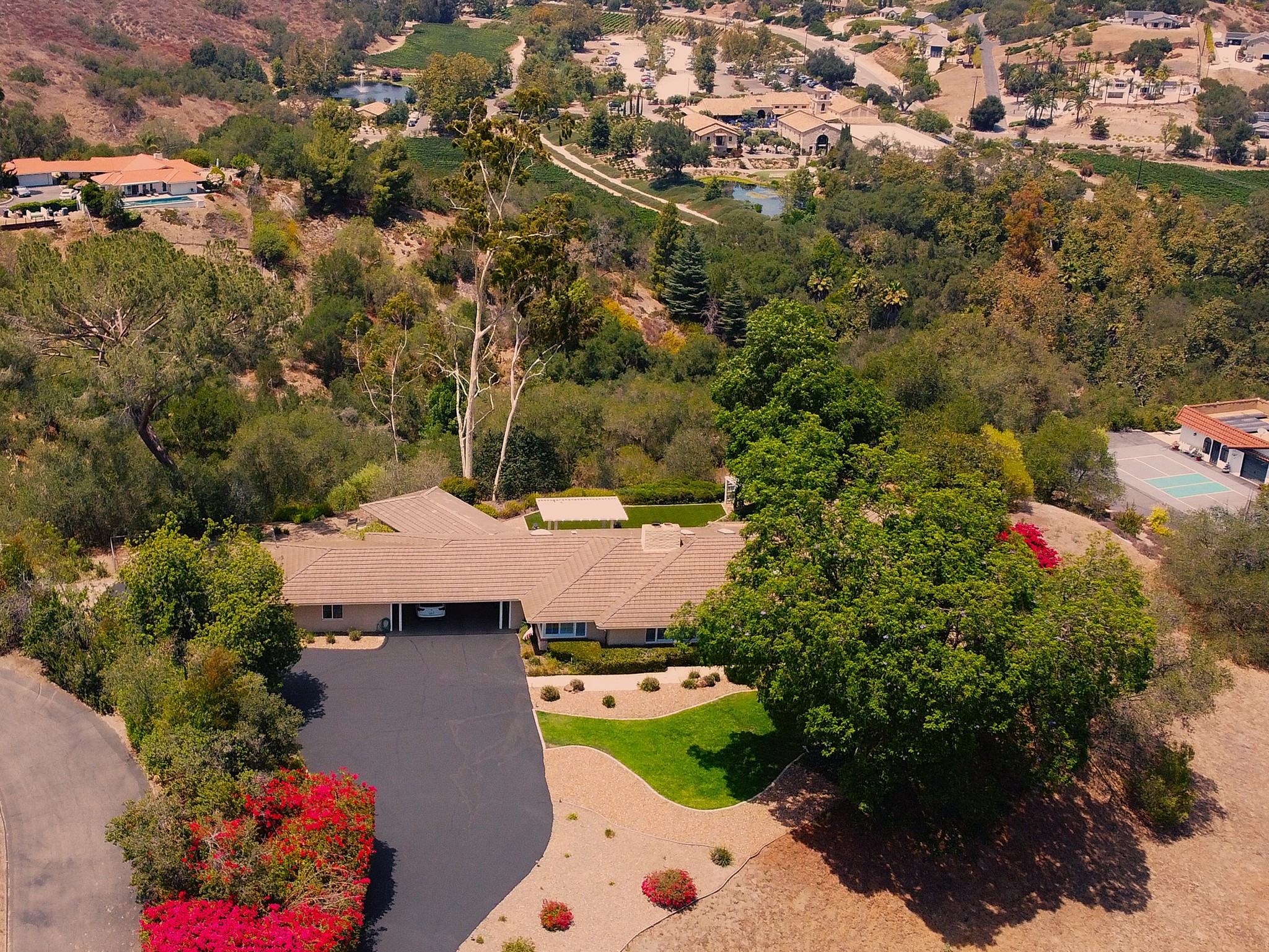 Virtual tour photo 64 of 100 for 3088 Skycrest Dr