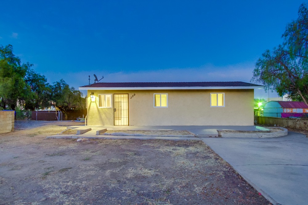 Virtual tour photo 3 of 48 for 309 S Willie James Jones Ave