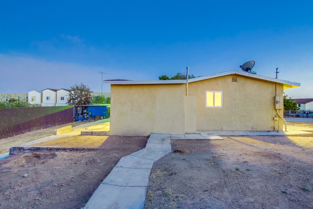 Virtual tour photo 5 of 48 for 309 S Willie James Jones Ave