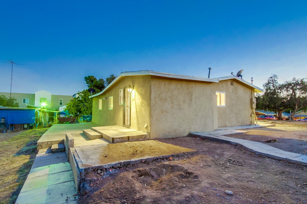 Virtual tour photo 6 of 48 for 309 S Willie James Jones Ave