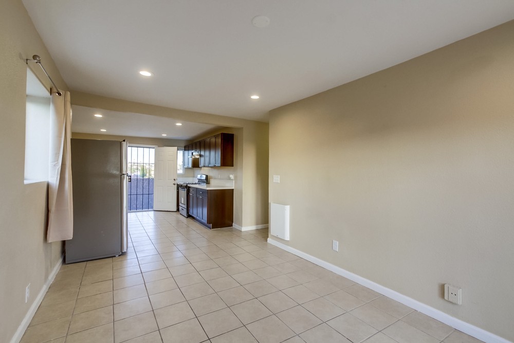 Virtual tour photo 11 of 48 for 309 S Willie James Jones Ave