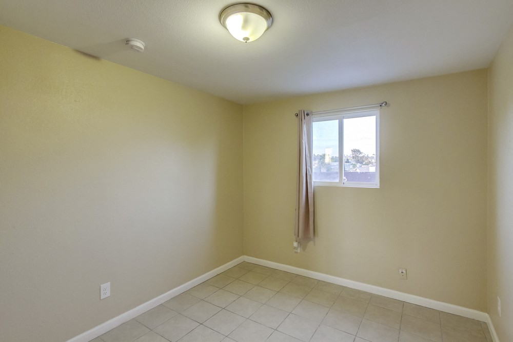 Virtual tour photo 23 of 48 for 309 S Willie James Jones Ave