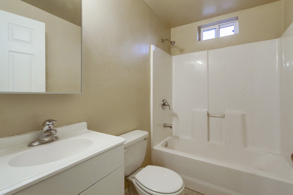 Virtual tour photo 35 of 48 for 309 S Willie James Jones Ave