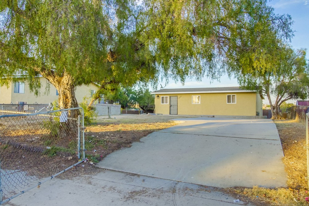 Virtual tour photo 36 of 48 for 309 S Willie James Jones Ave