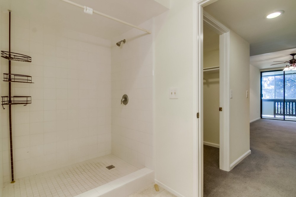 Virtual tour photo 27 of 39 for 3098 Rue Dorleans