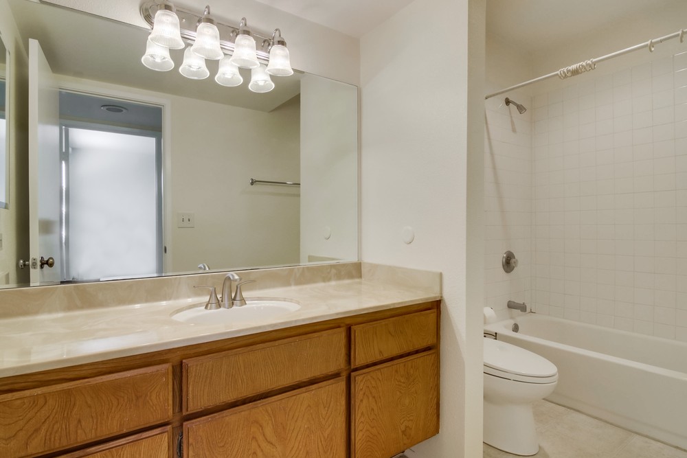 Virtual tour photo 33 of 39 for 3098 Rue Dorleans