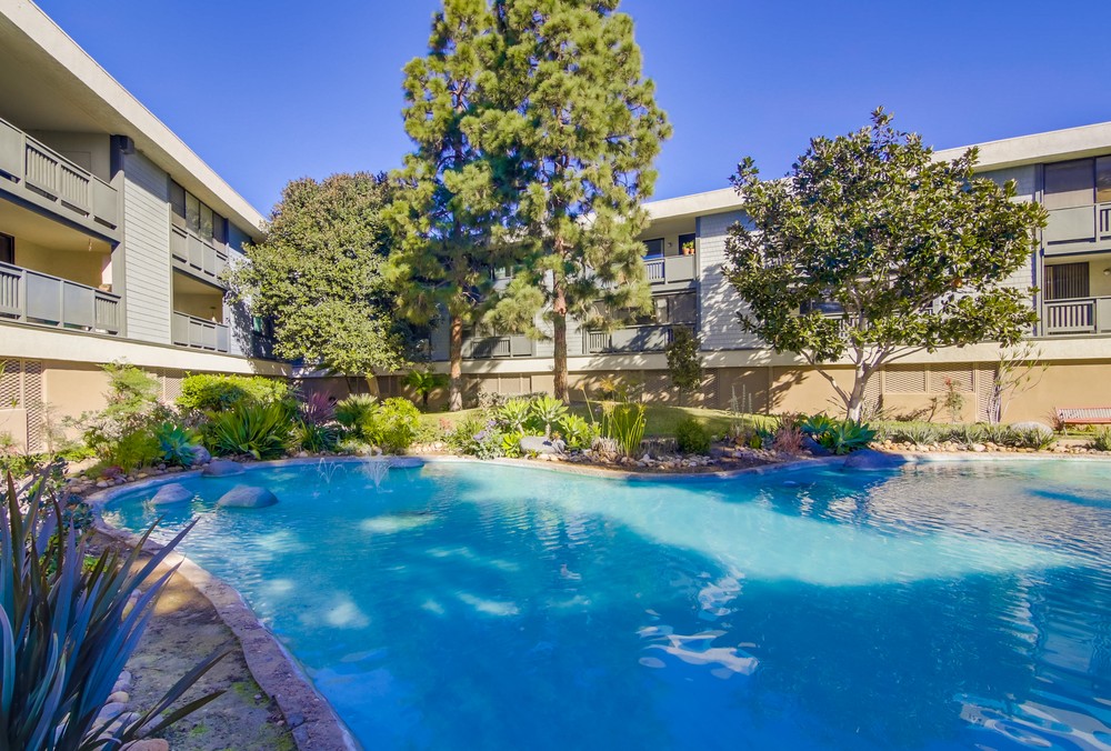Virtual tour photo 35 of 39 for 3098 Rue Dorleans