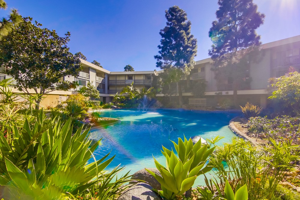 Virtual tour photo 36 of 39 for 3098 Rue Dorleans