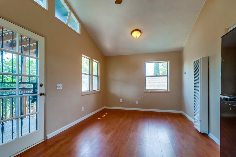 Virtual tour photo 13 of 28 for 3099 Palm St