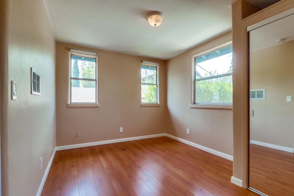 Virtual tour photo 19 of 28 for 3099 Palm St
