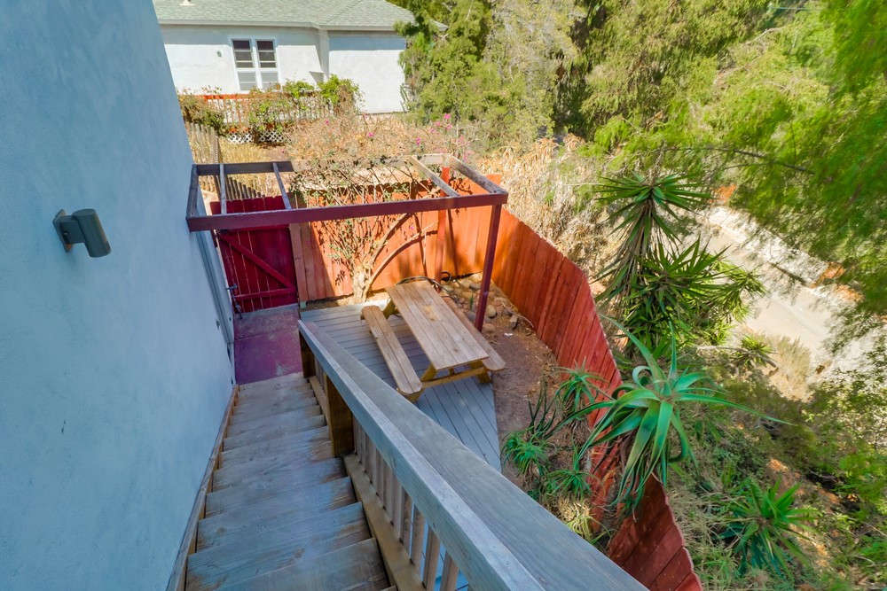 Virtual tour photo 24 of 28 for 3099 Palm St