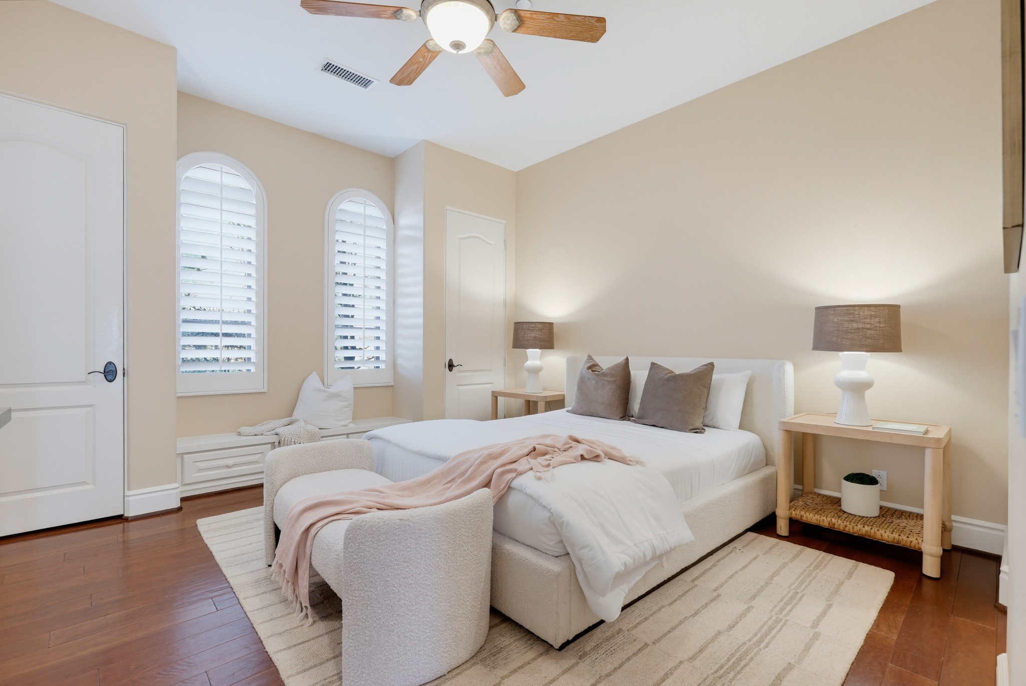 Virtual tour photo 49 of 114 for 31 Overlook Dr