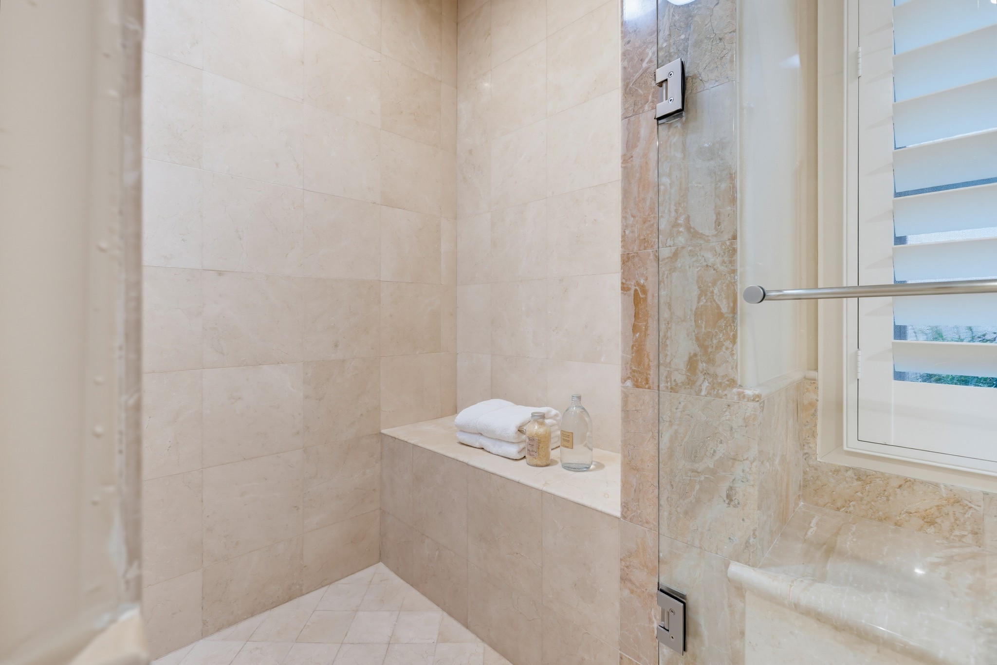 Virtual tour photo 65 of 114 for 31 Overlook Dr