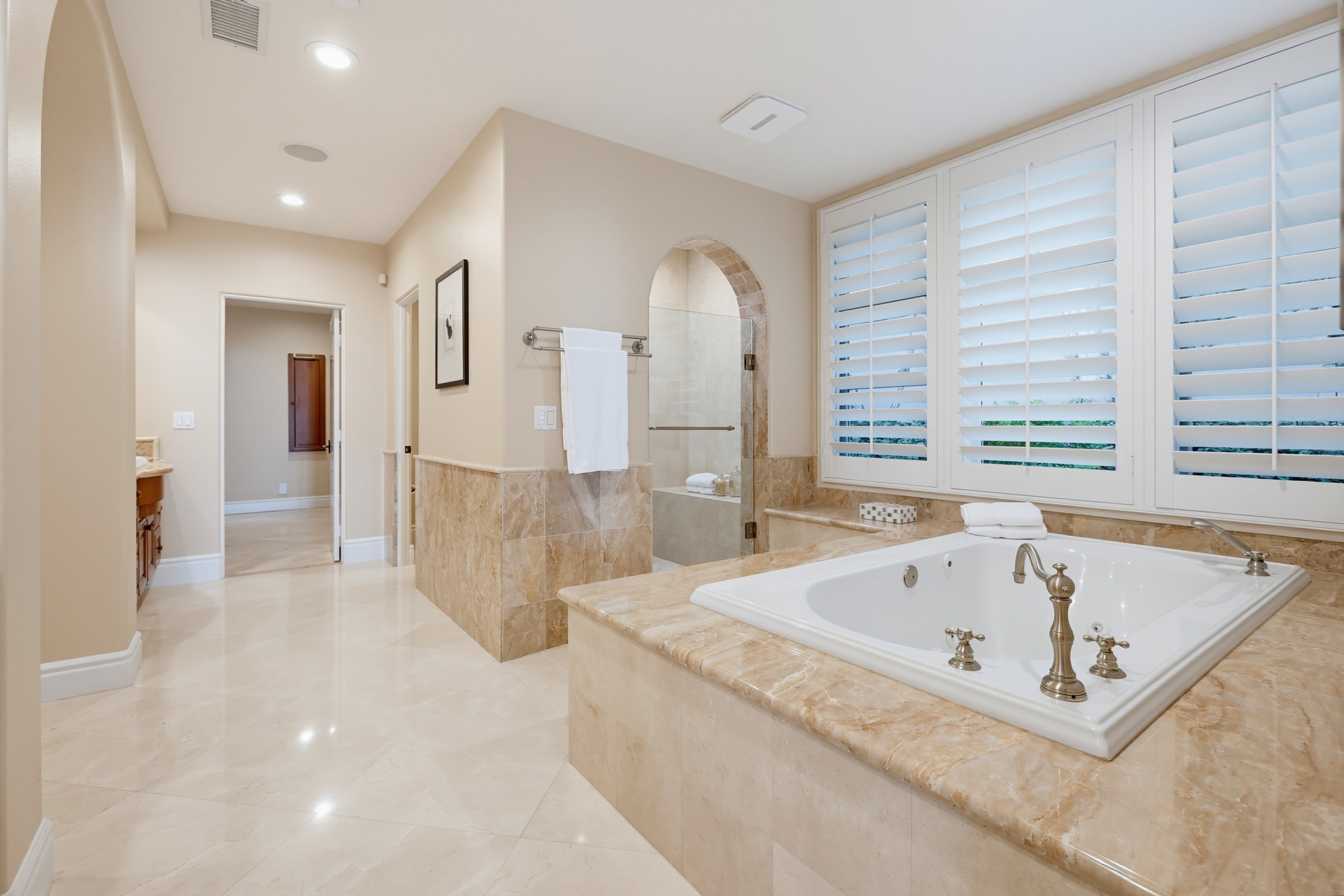 Virtual tour photo 66 of 114 for 31 Overlook Dr