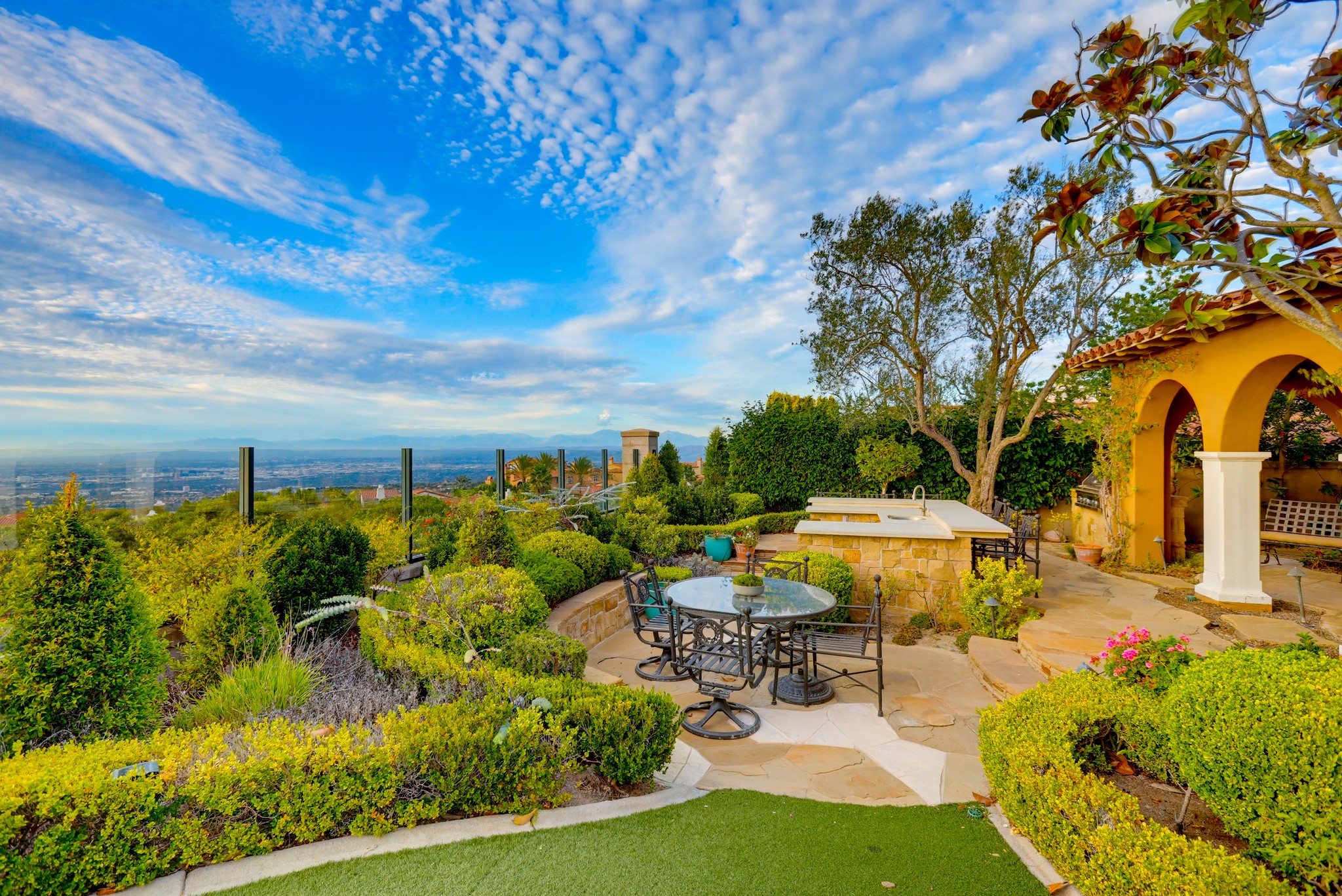 Virtual tour photo 92 of 114 for 31 Overlook Dr