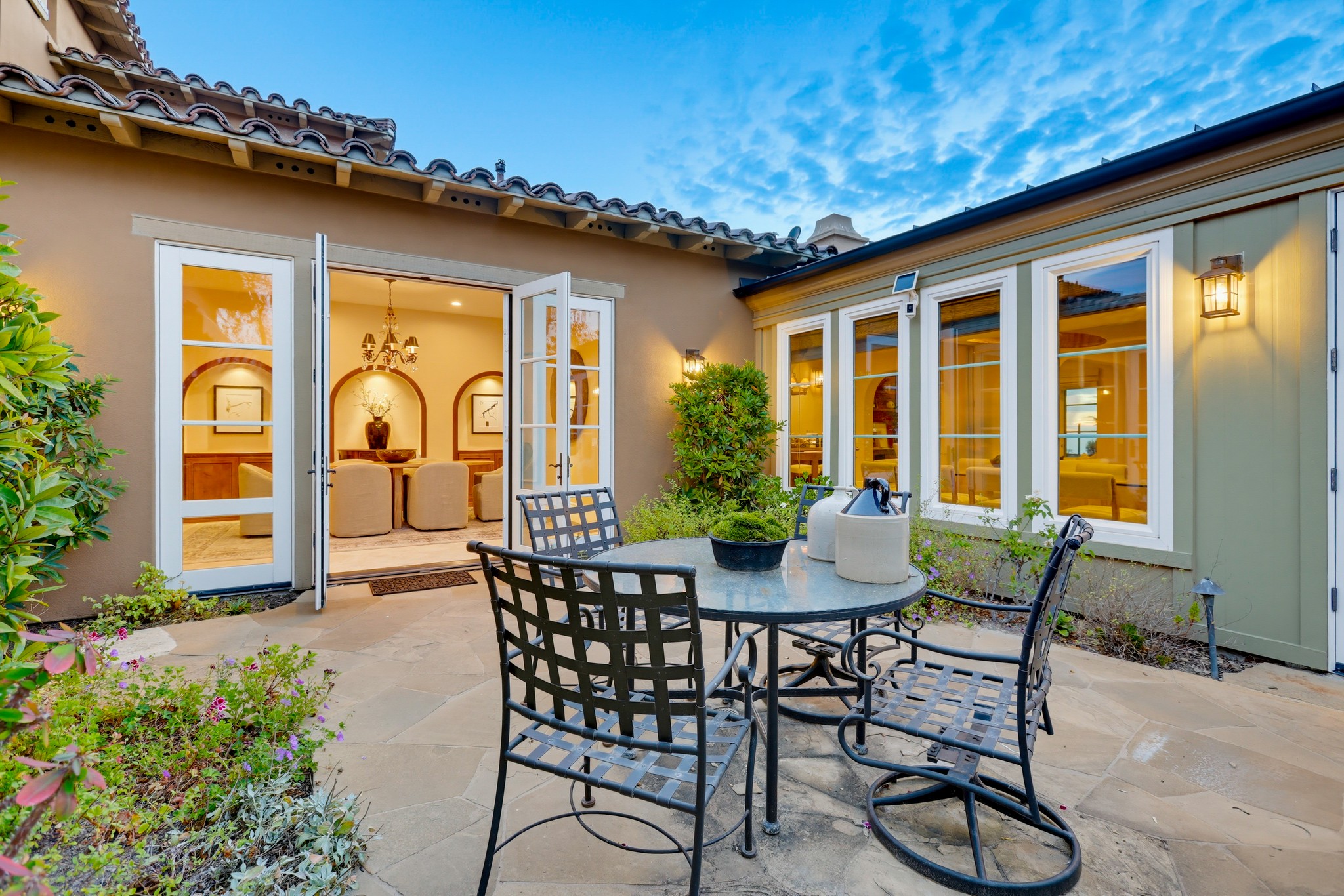 Virtual tour photo 100 of 114 for 31 Overlook Dr