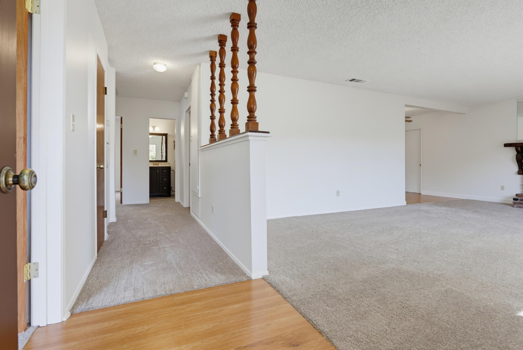 Virtual tour photo 5 of 37 for 310 Elbrook Dr