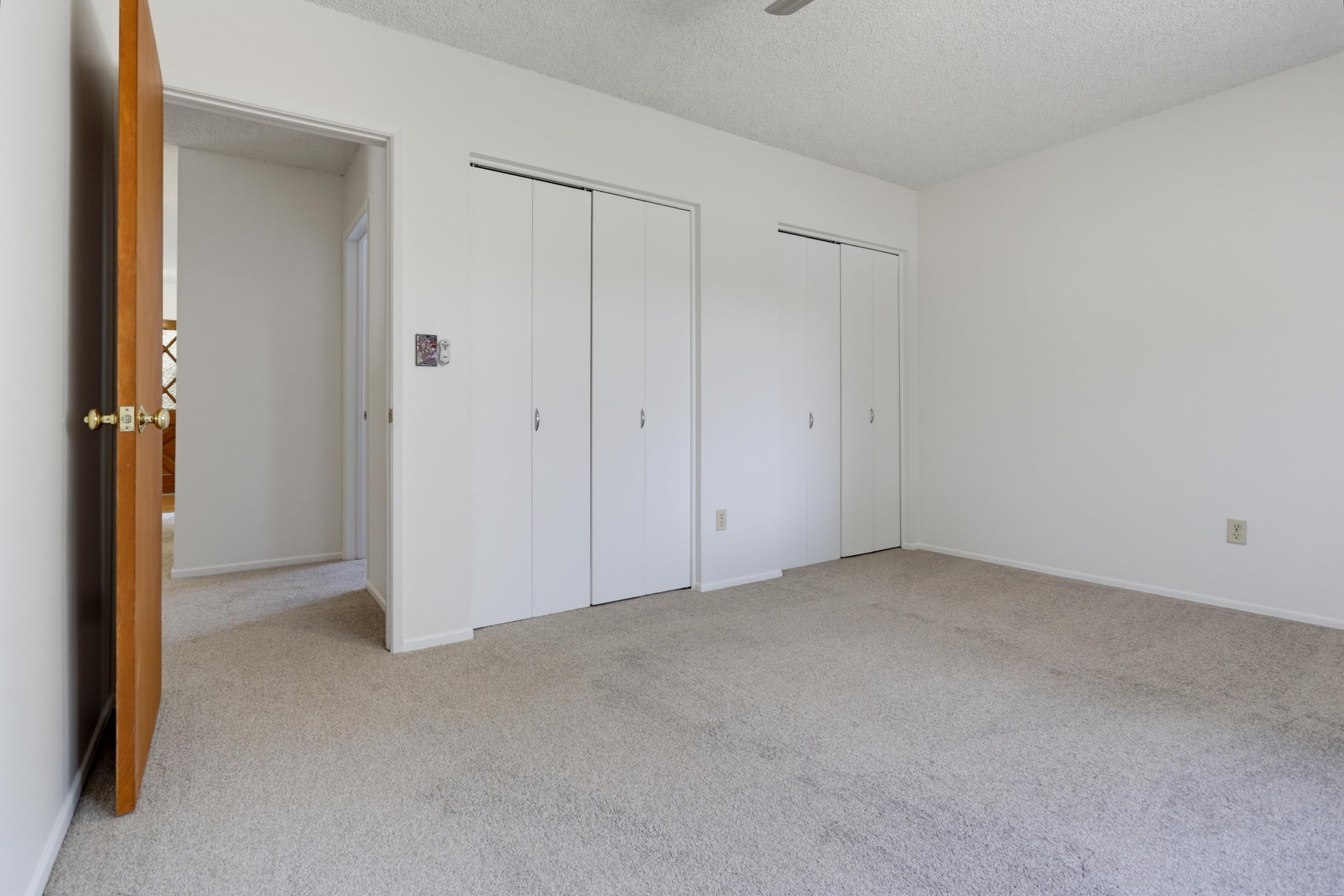 Virtual tour photo 24 of 37 for 310 Elbrook Dr