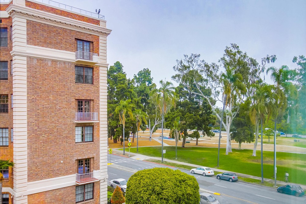 Virtual tour photo 14 of 51 for 3100 Sixth Ave UNIT 409