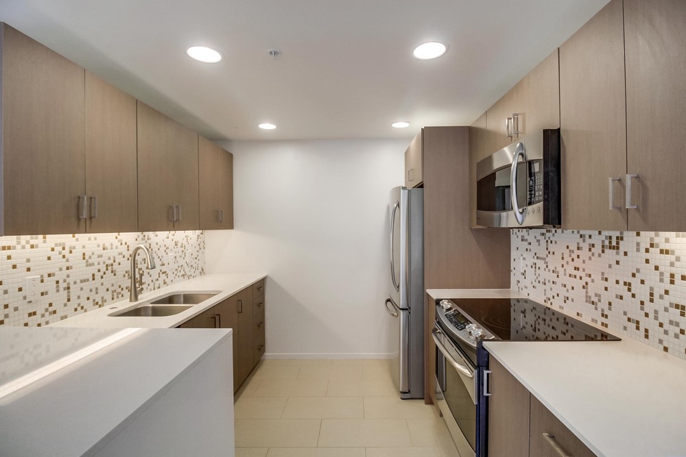 Virtual tour photo 19 of 51 for 3100 Sixth Ave UNIT 409