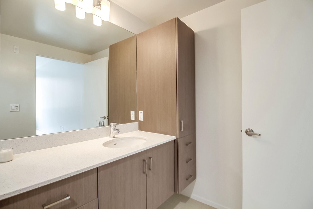 Virtual tour photo 30 of 51 for 3100 Sixth Ave UNIT 409