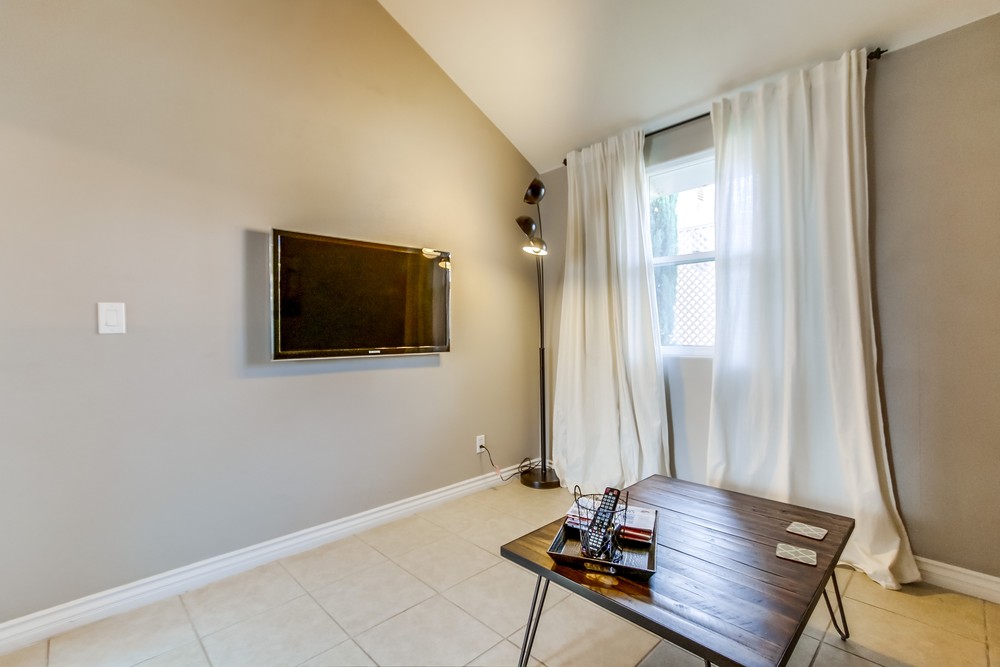 Virtual tour photo 60 of 62 for 3101 Vancouver Ave