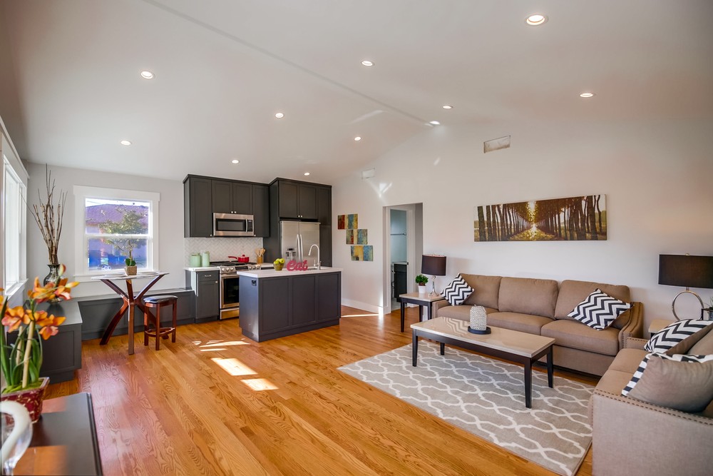 Virtual tour photo 5 of 36 for 3104 33rd St