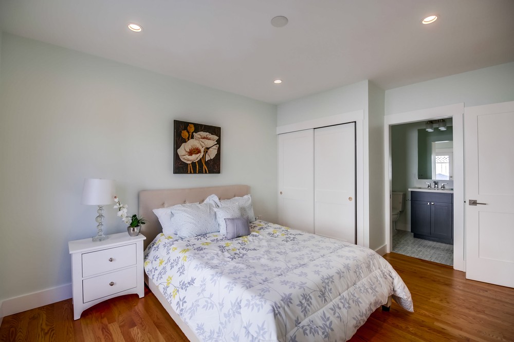 Virtual tour photo 22 of 36 for 3104 33rd St