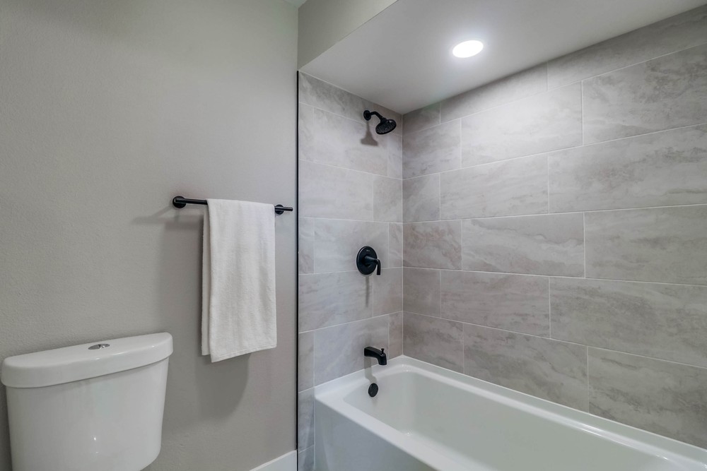Virtual tour photo 34 of 45 for 3104 Orleans E