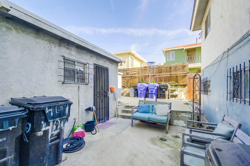 Virtual tour photo 21 of 27 for 3105 Franklin Ave