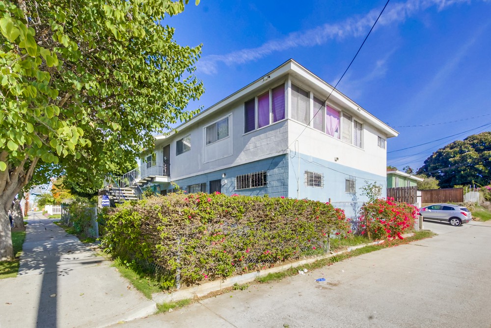 Virtual tour photo 26 of 27 for 3105 Franklin Ave