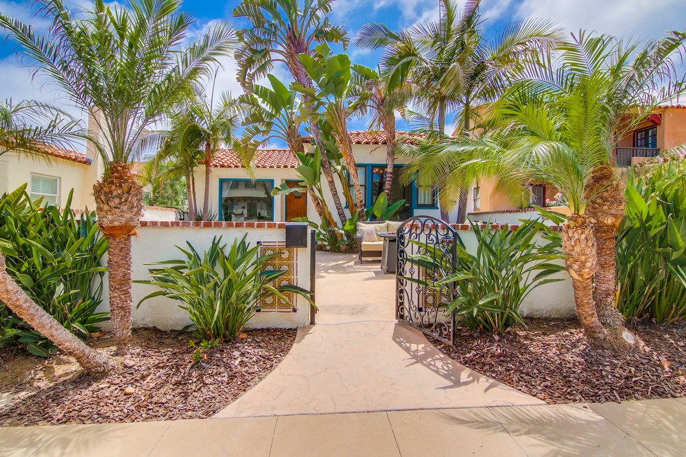 Virtual tour photo 1 of 37 for 3111 Elliott St