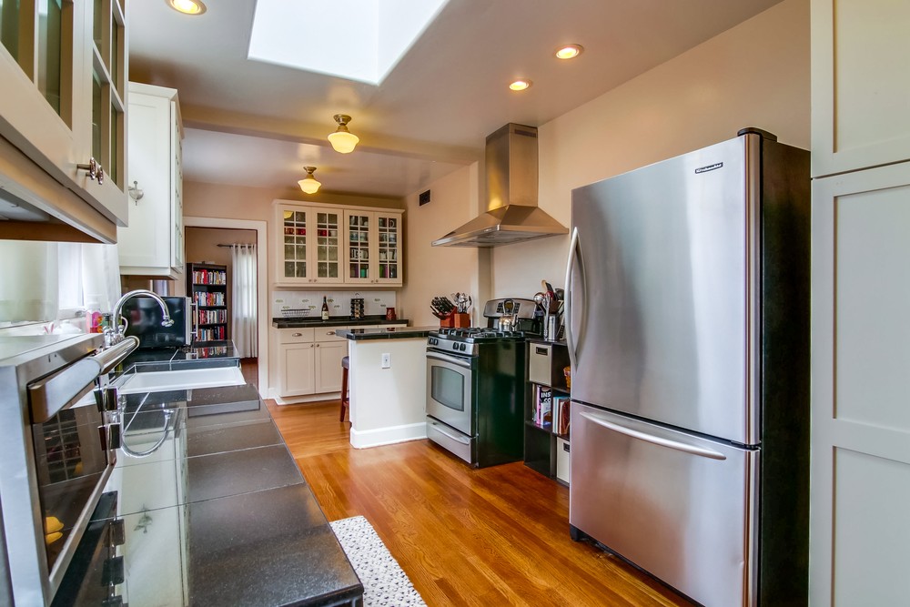 Virtual tour photo 20 of 37 for 3111 Elliott St