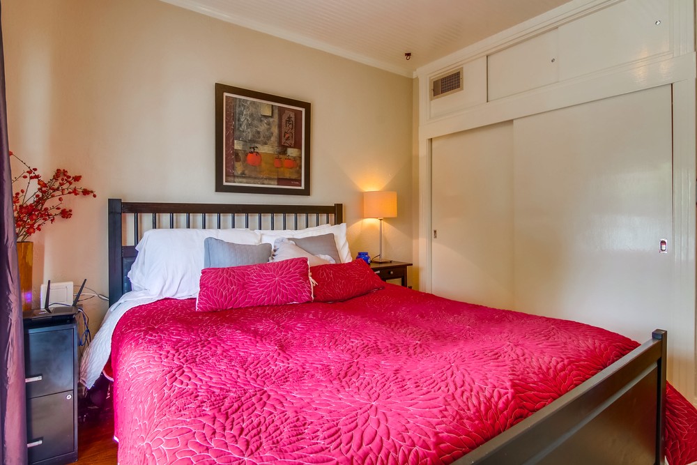 Virtual tour photo 28 of 37 for 3111 Elliott St