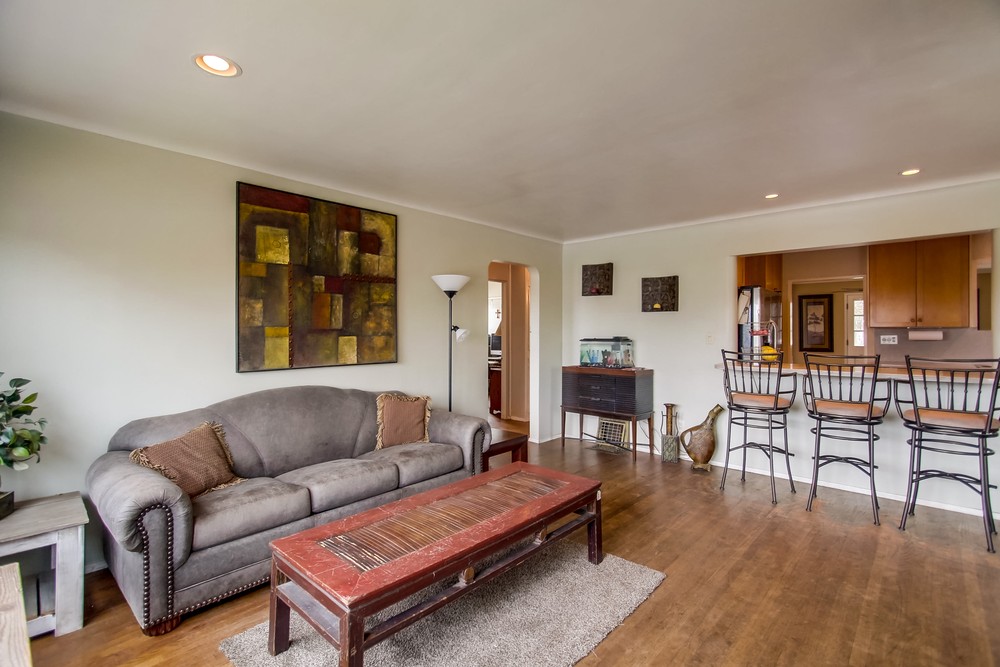 Virtual tour photo 8 of 75 for 3111 Meadow Grove Dr