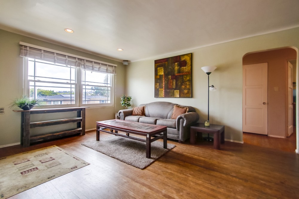 Virtual tour photo 12 of 75 for 3111 Meadow Grove Dr