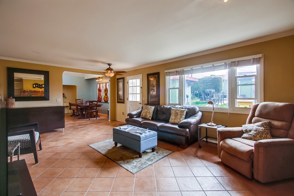 Virtual tour photo 18 of 75 for 3111 Meadow Grove Dr