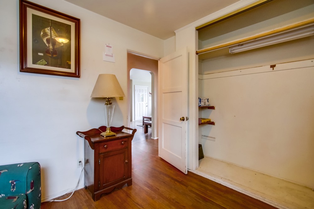 Virtual tour photo 43 of 75 for 3111 Meadow Grove Dr