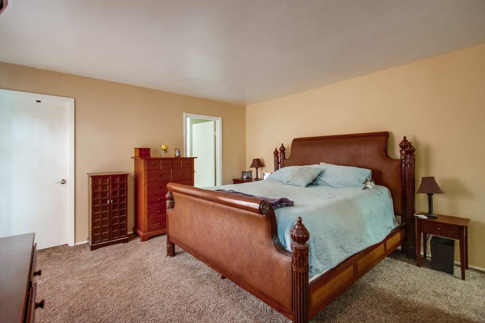 Virtual tour photo 46 of 75 for 3111 Meadow Grove Dr